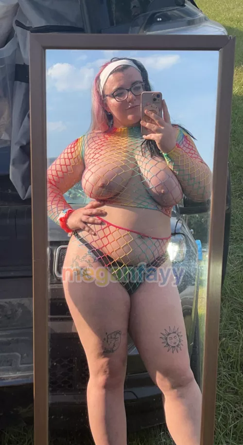 My titties like seeing the sunlight 😊