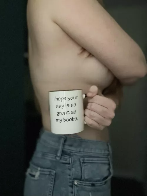 🎶Please turn those headlights around…