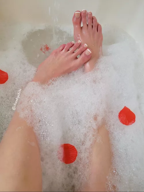 Scrub my feet clean for me please?!