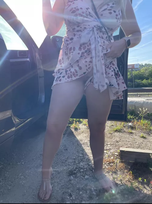 Showing my privates downtown 😝