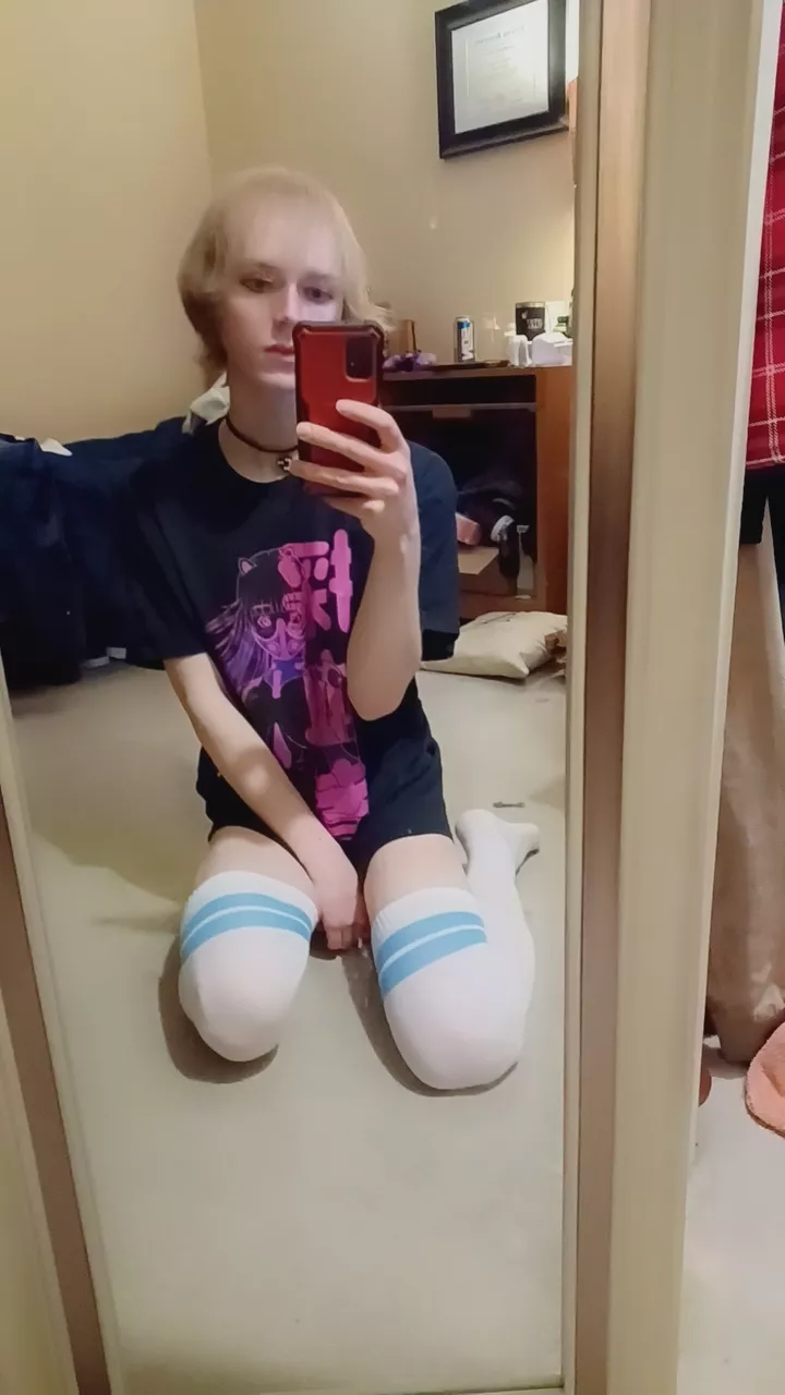 These socks are cozy 🩵