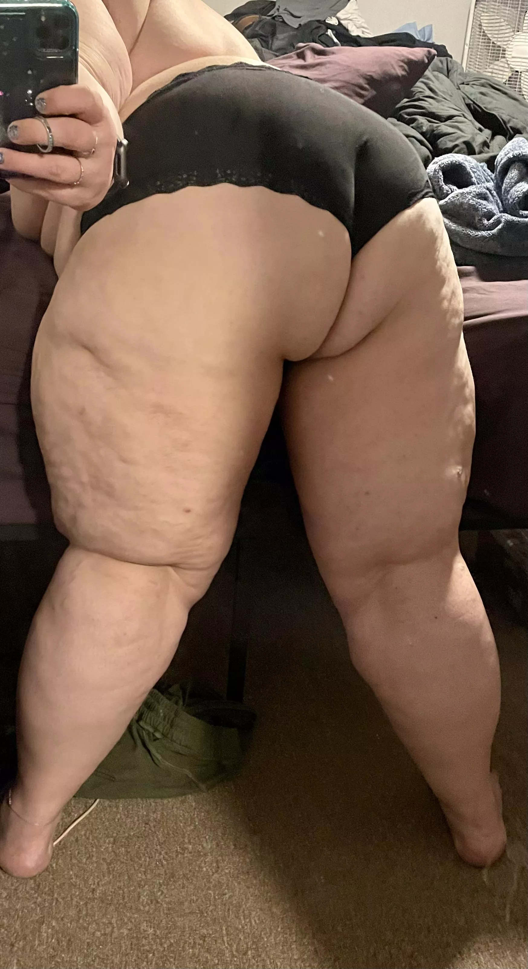 Thunder Thighs🌩️🌪️💥