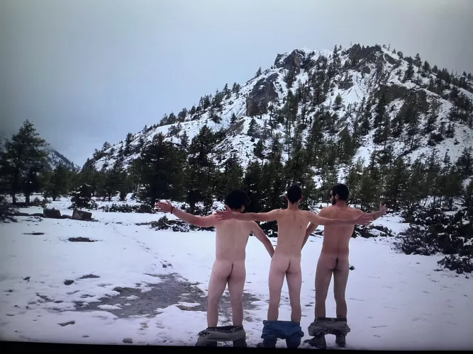 Watching a Netflix documentary about Everest had to pause