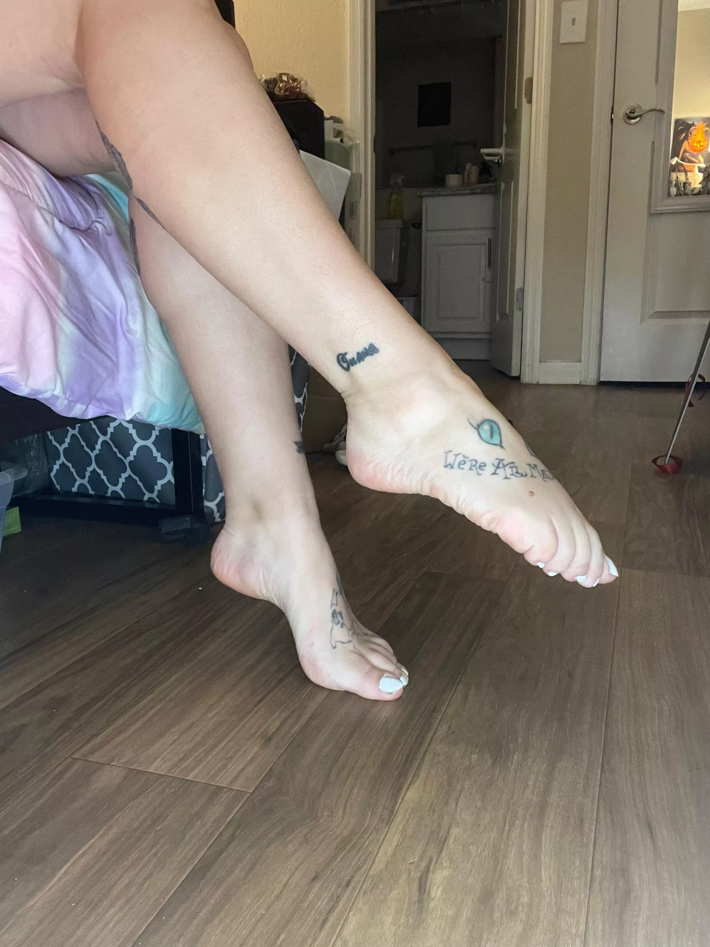 Wishing you were under my feet right now ☺️