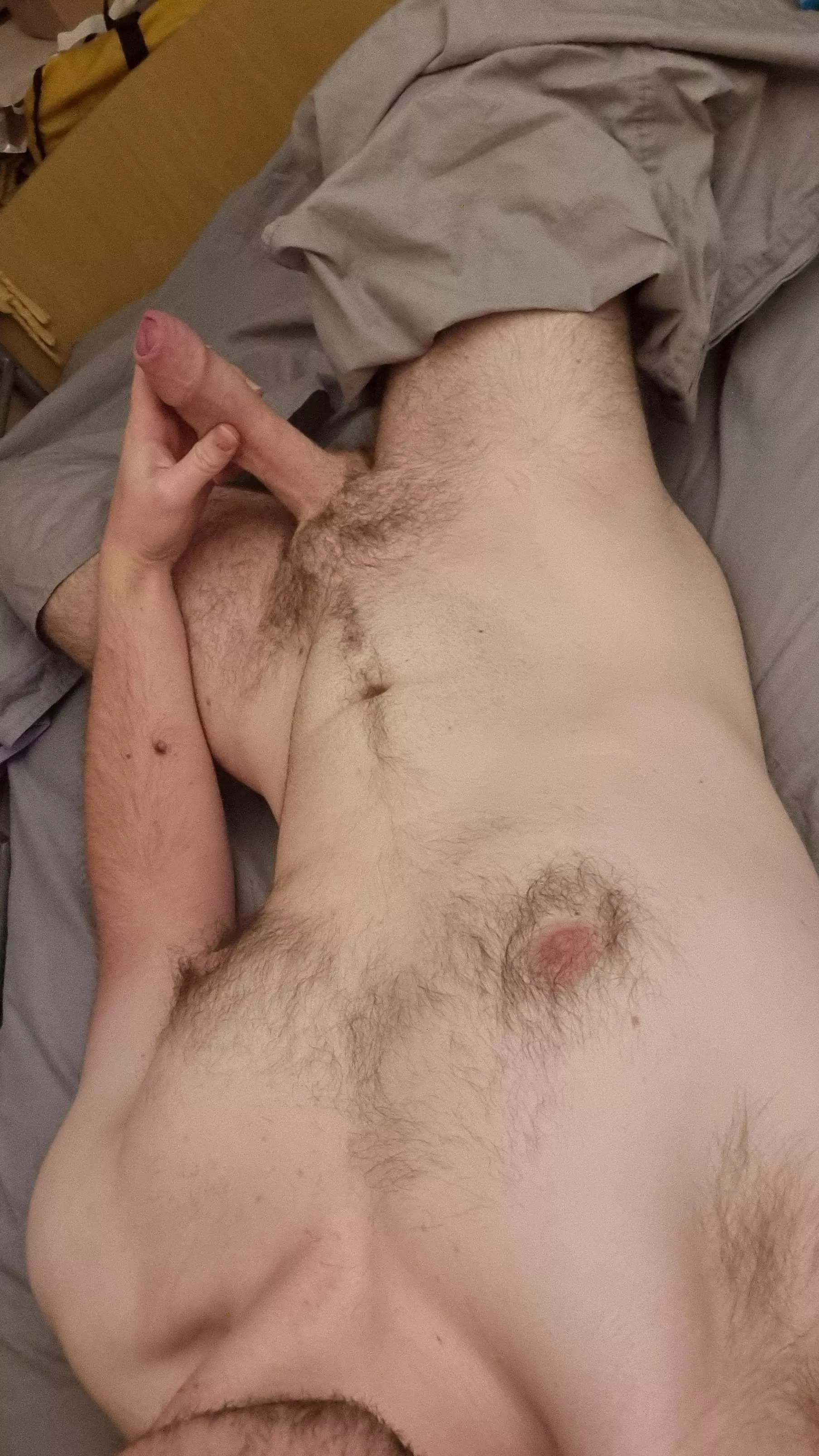 20m Australia fit hung uncut looking for hot/fit/hung guys to jerk off and edge..I show face too. hmu: stevejam0