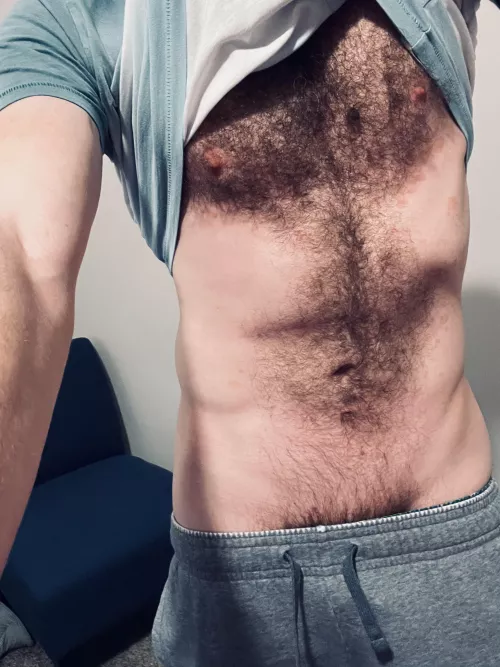 [39] Feeling a bit shy…