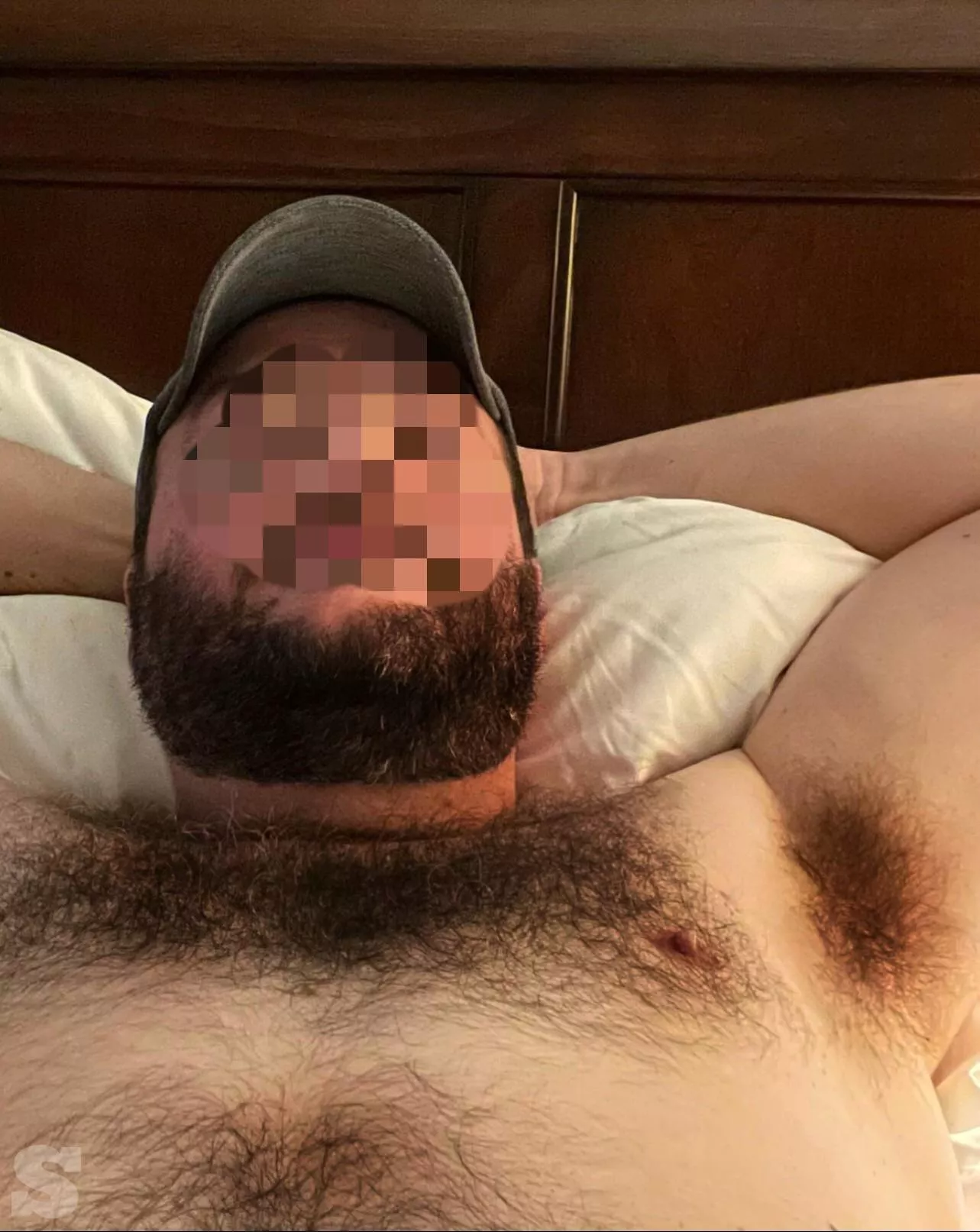 40, 6’4” 210. Married dad