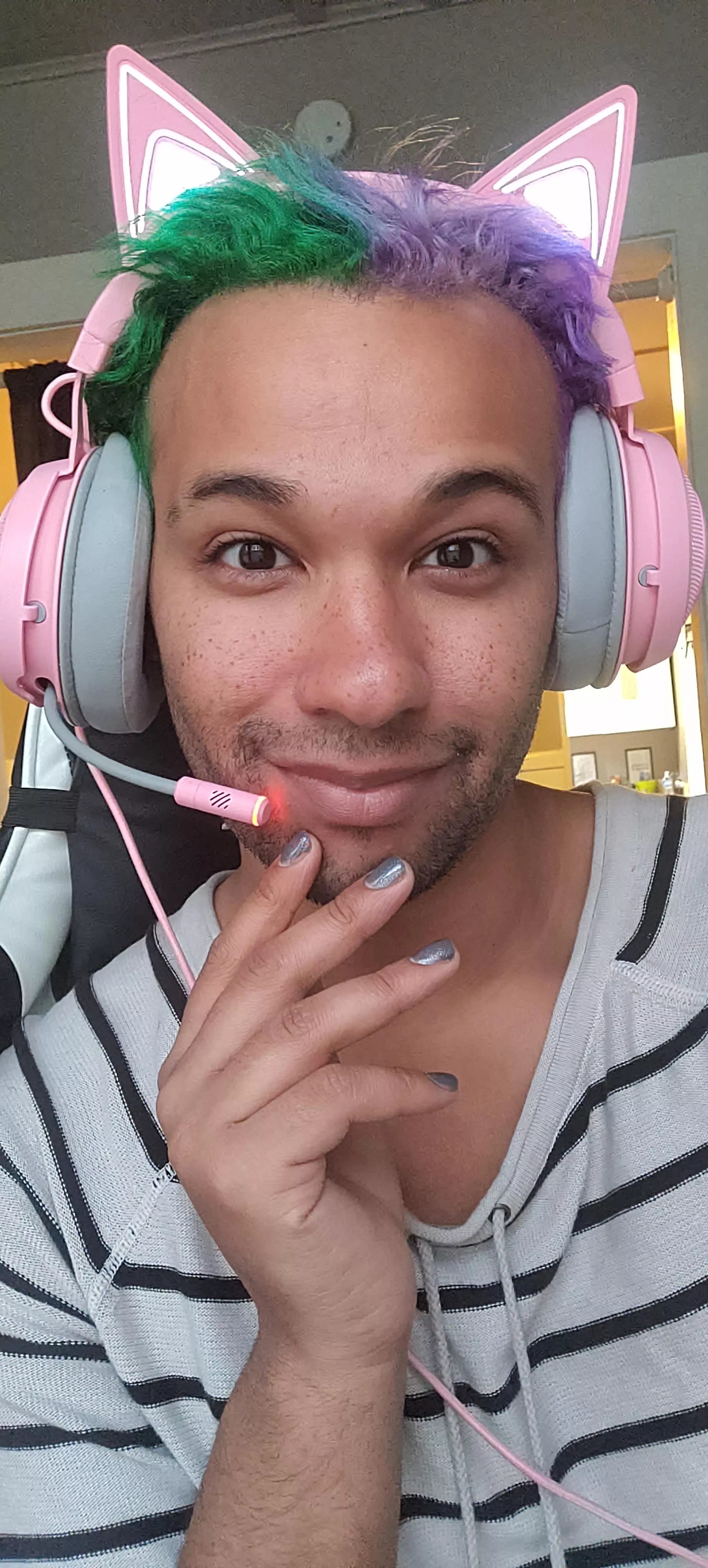 About to stream Hogwarts Legacy