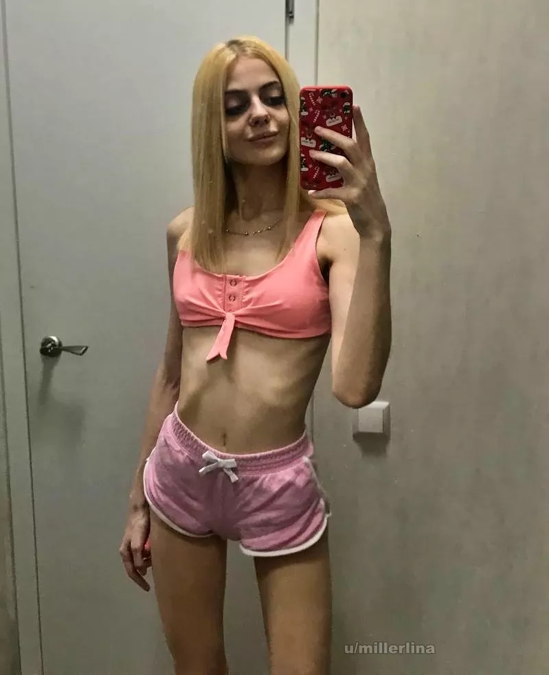 alone at gome and ready for fun