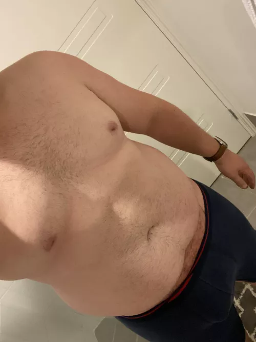 Any love for the exhausted dad bod? 😂