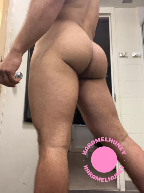 bout to shower, wanna get my back?