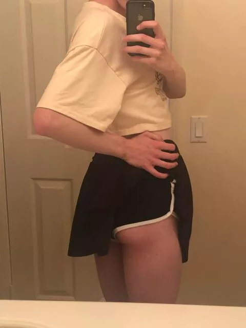 cute femboy?