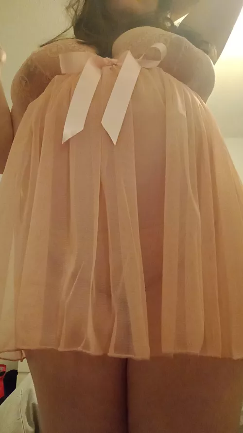 do you think pinks my color 😉💕