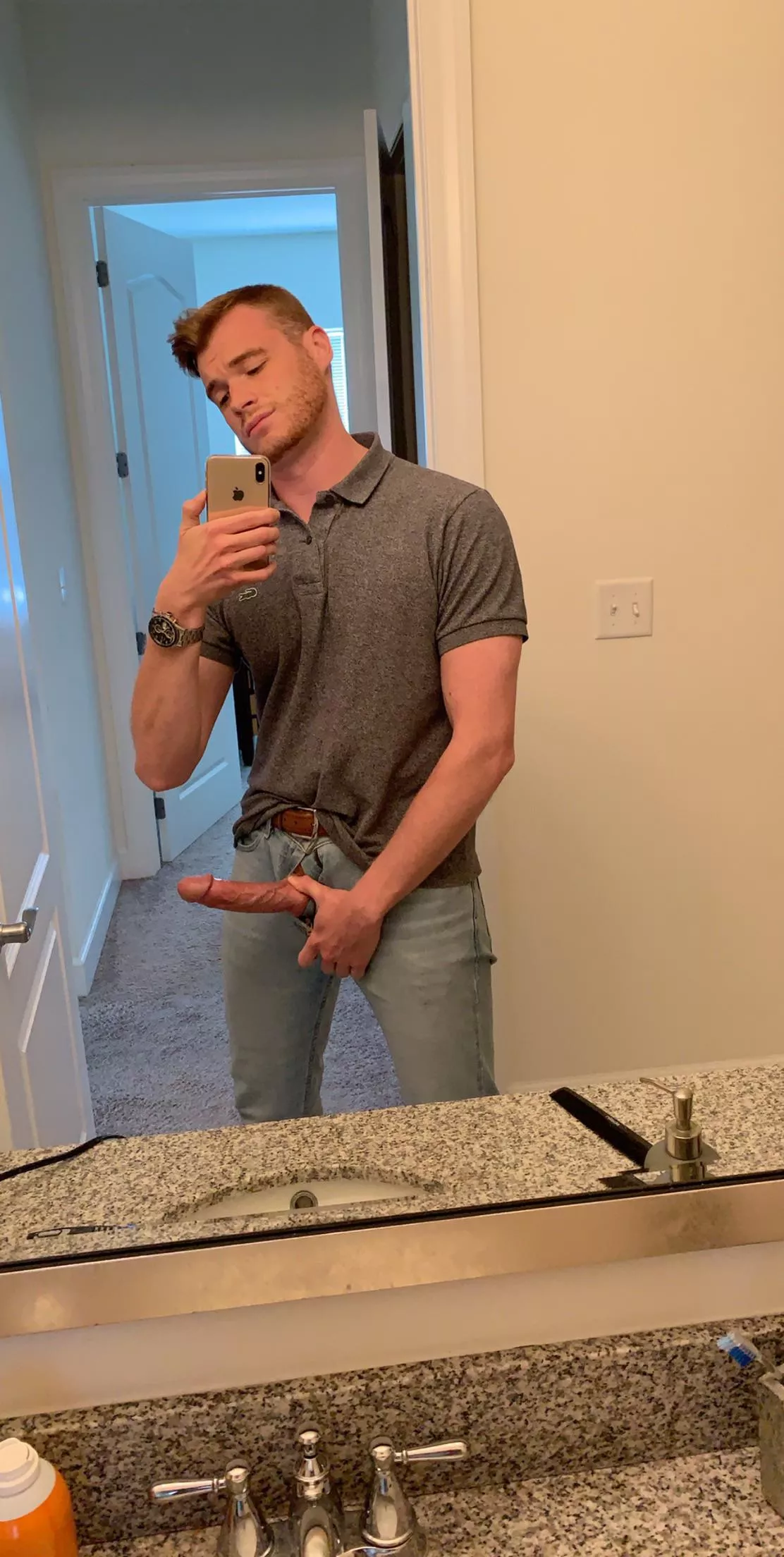 Does anyone else like mirror selfies?