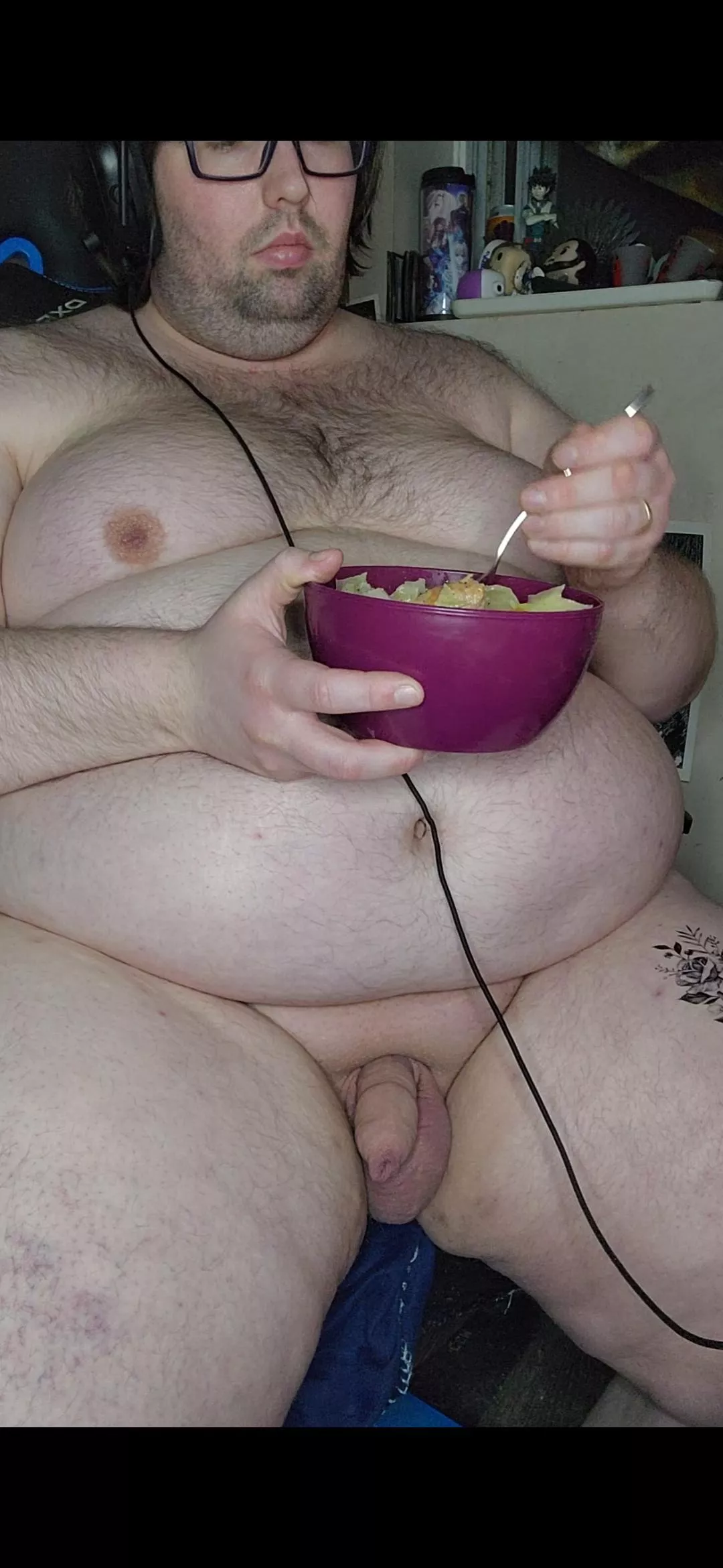 Eating naked, would you watch?