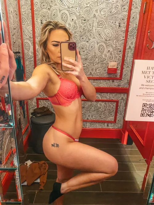 First post in here <3