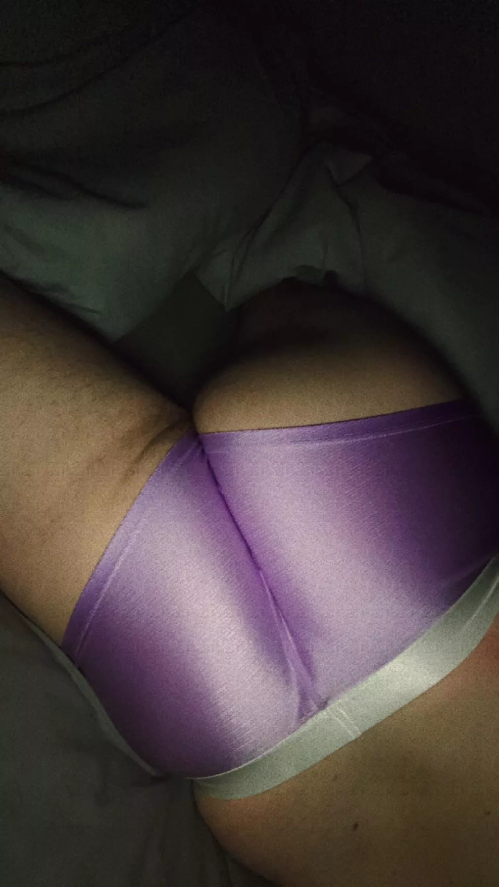 Good morning everyone, hope you all have a wonderful day😁I will as I’m about to have some thick hard cock deep inside me🍆😈🍑