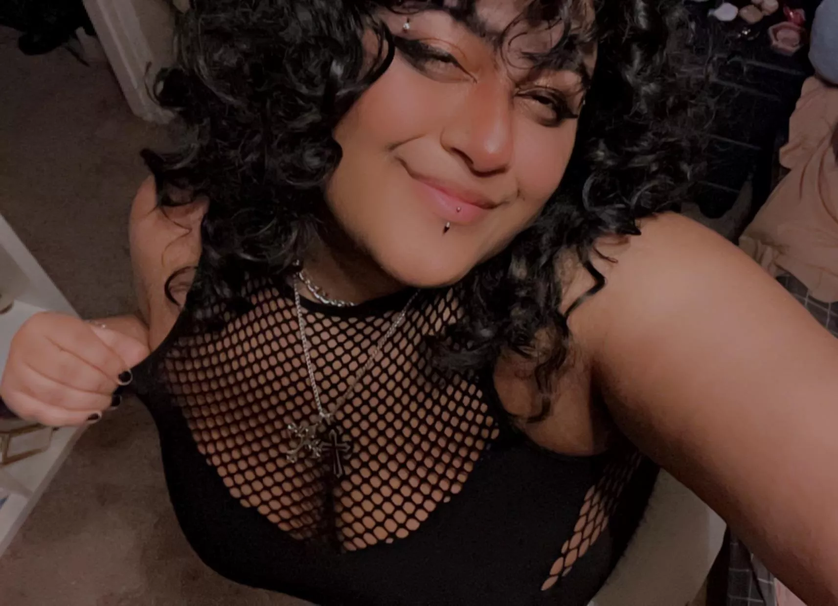 goon and pump for me, loser. maybe if you make me laugh from how pathetic you are, i’ll give you a task.