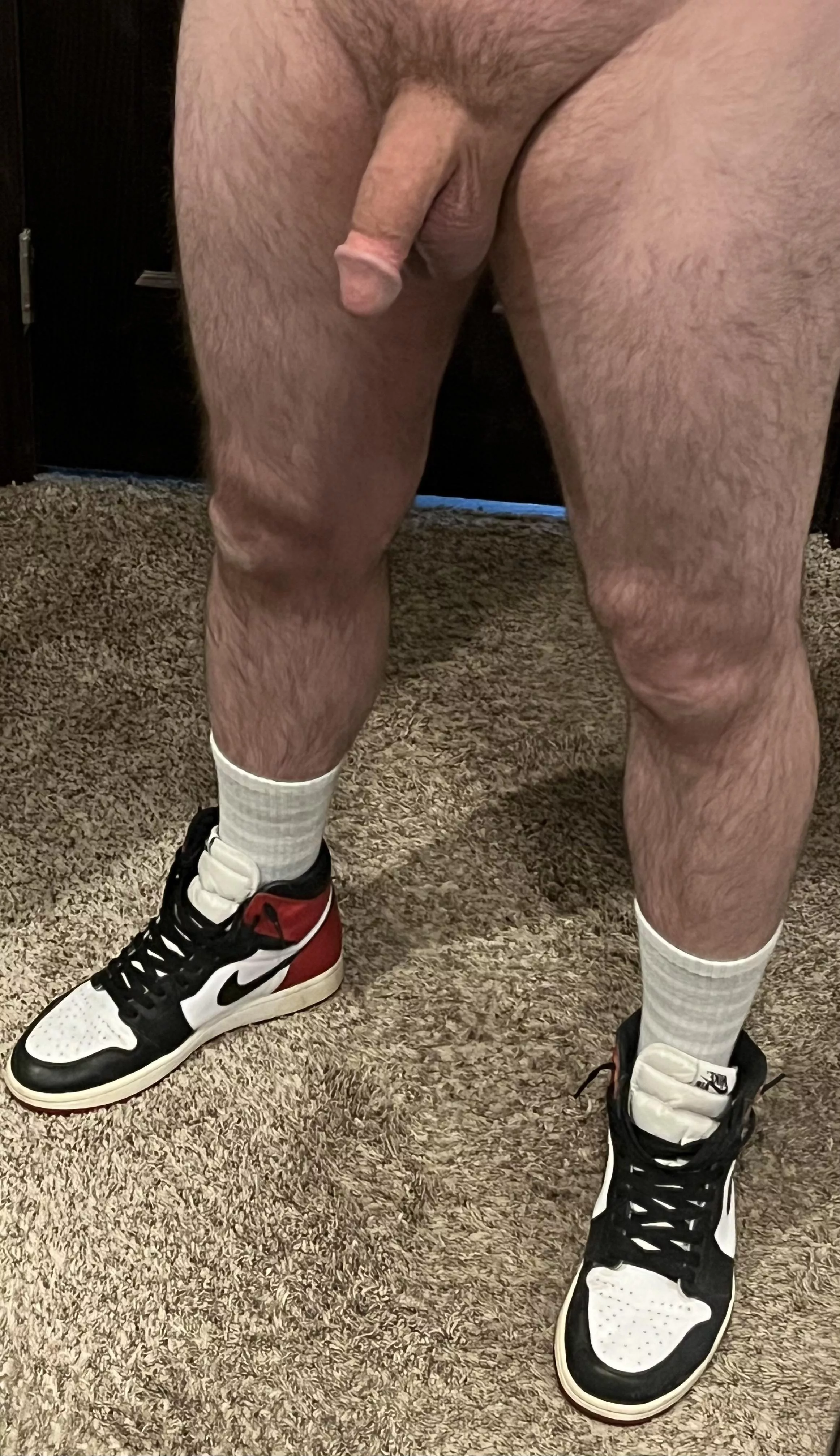 Hanging out in my Jordan 1’s (40)