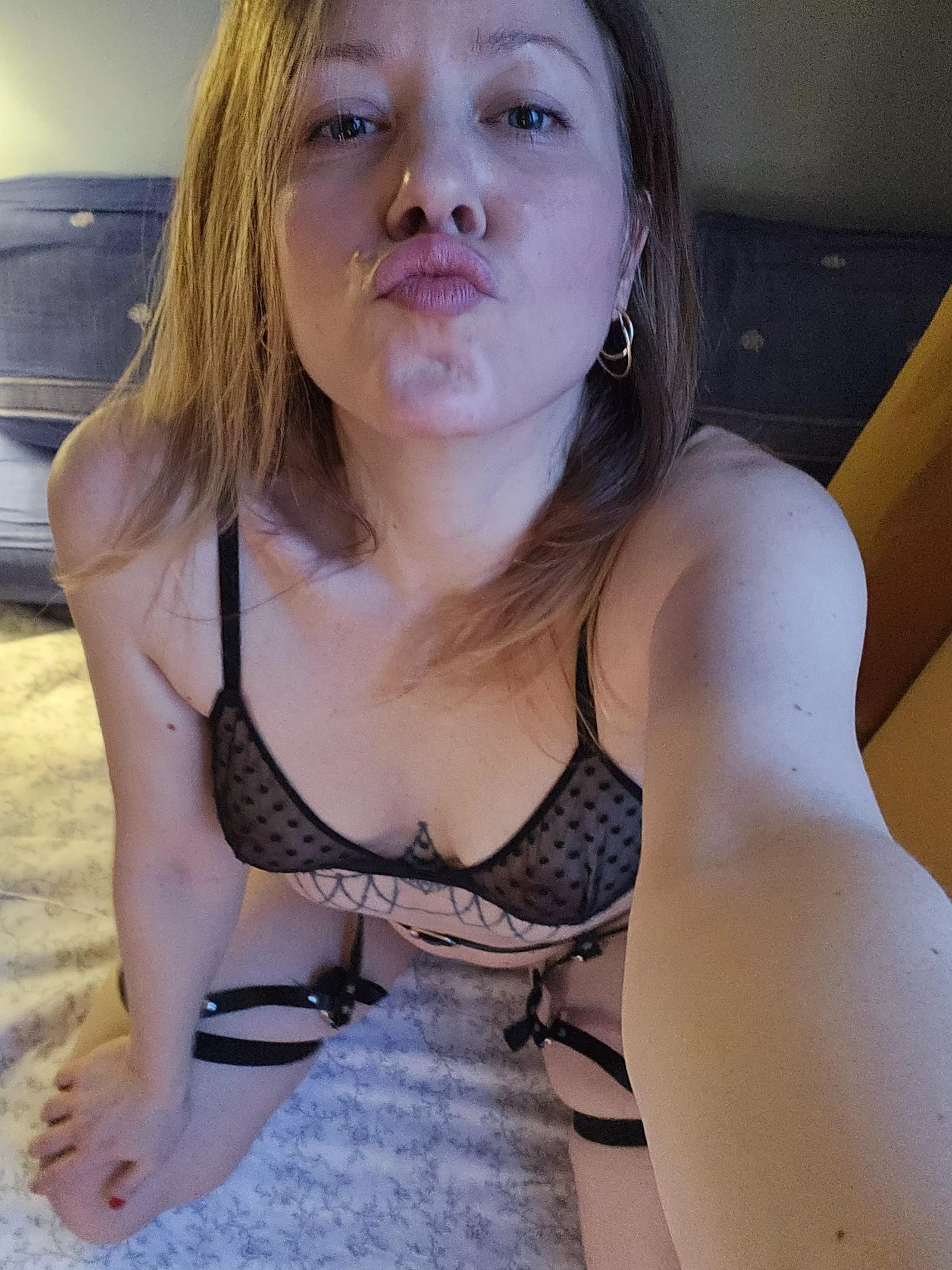 hey boy! ❤️‍🔥 I'm burning with desire