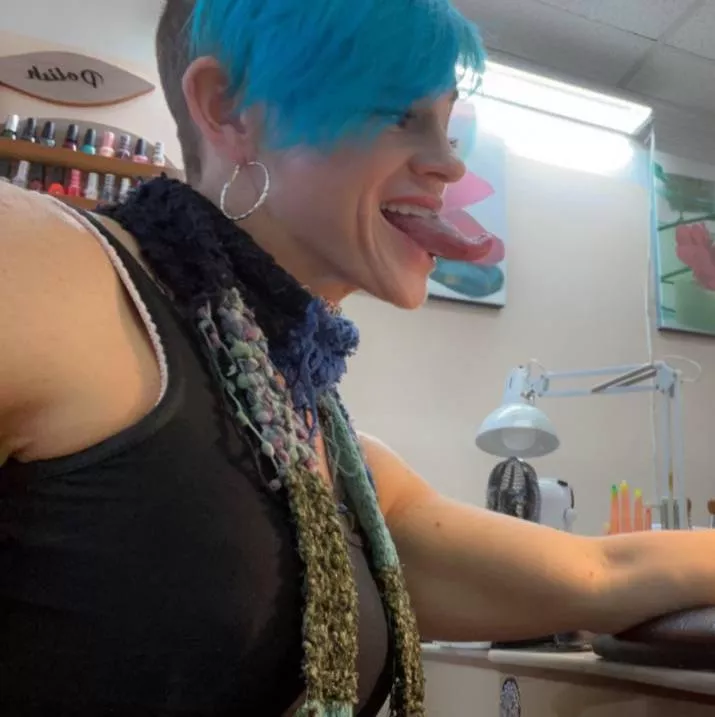 Hope you like 44yo short haired milfs