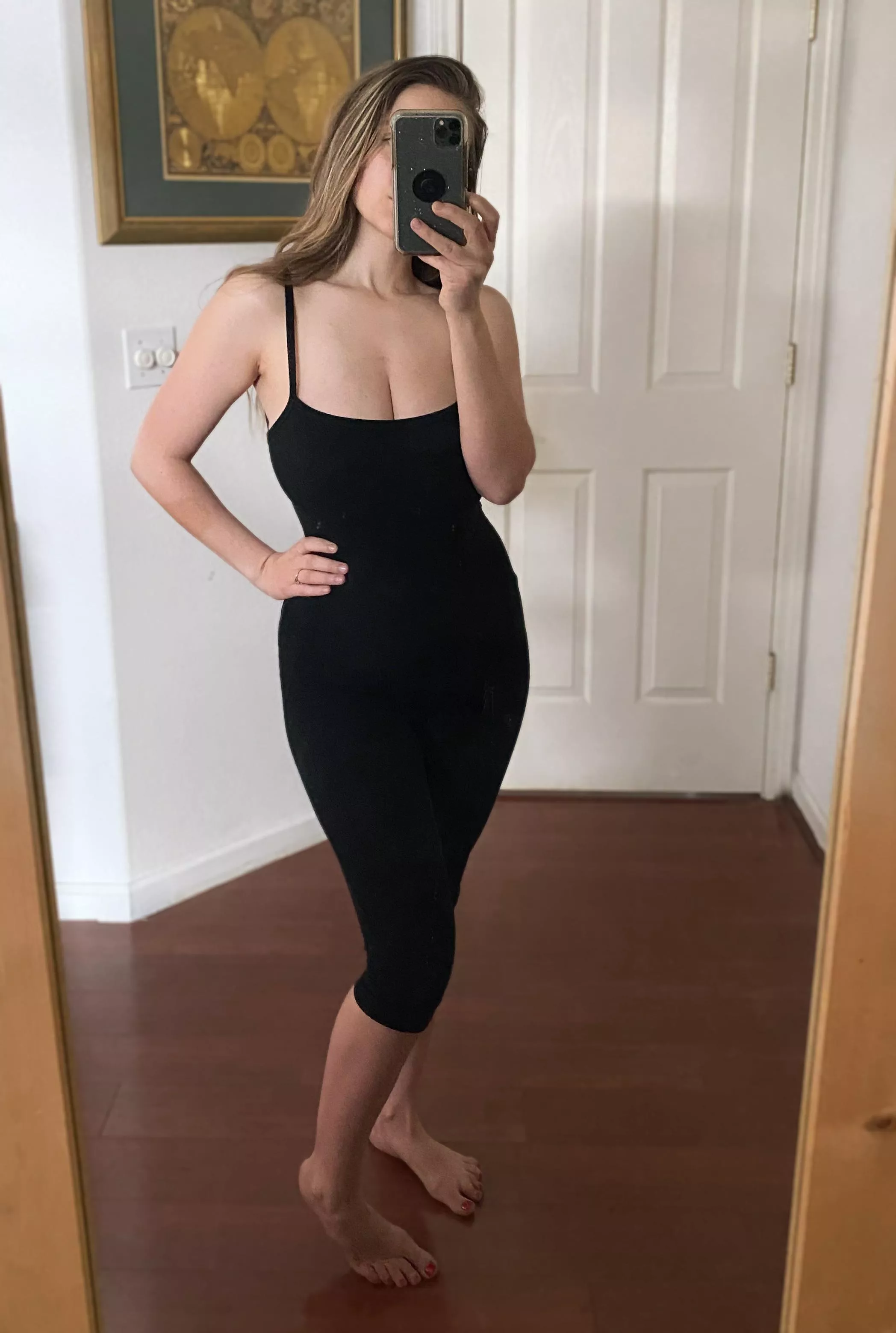 Hope you’re in the mood for a safe for work milfie 🤗💕😋