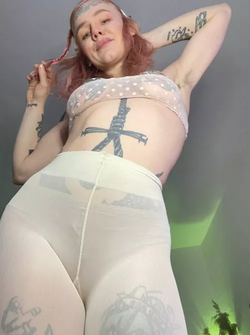 how about white pantyhose ?