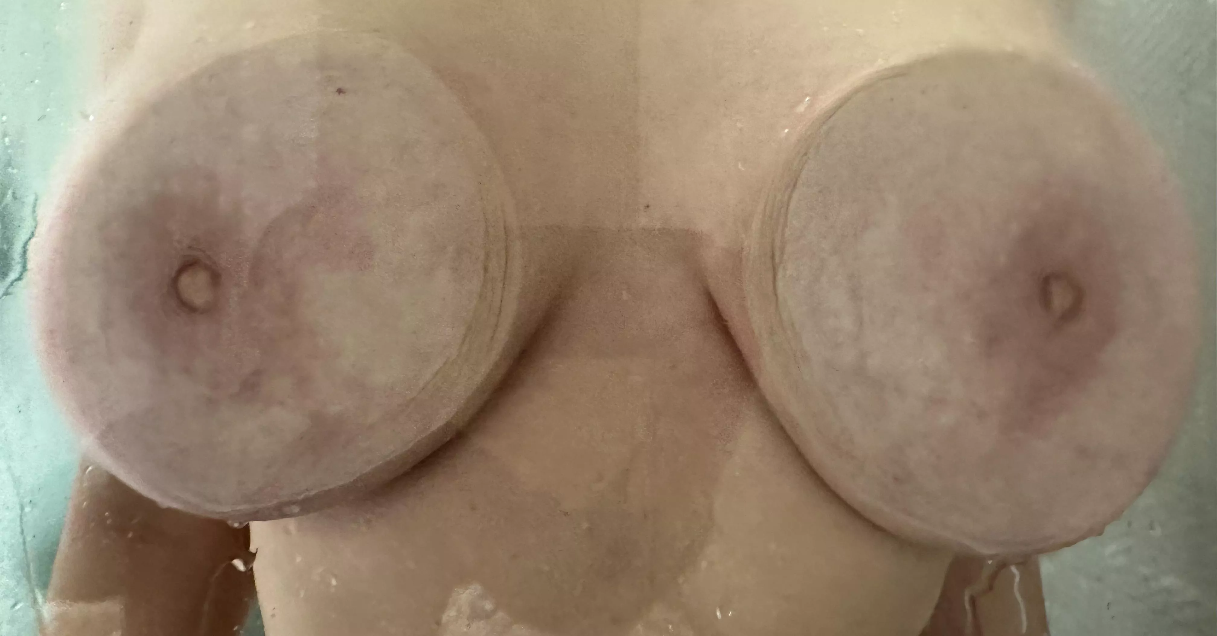 I asked my husband to take a picture for reddit 😇