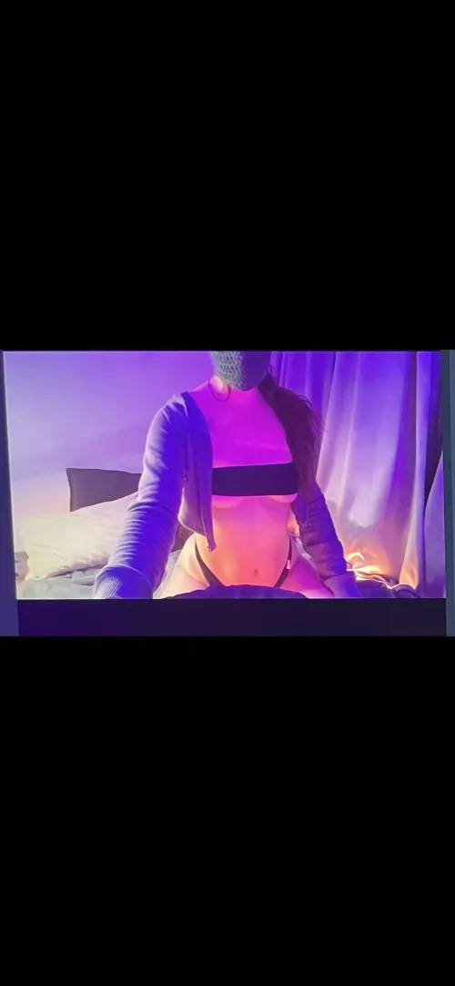 I love how i look on my livestreams, come and play with me