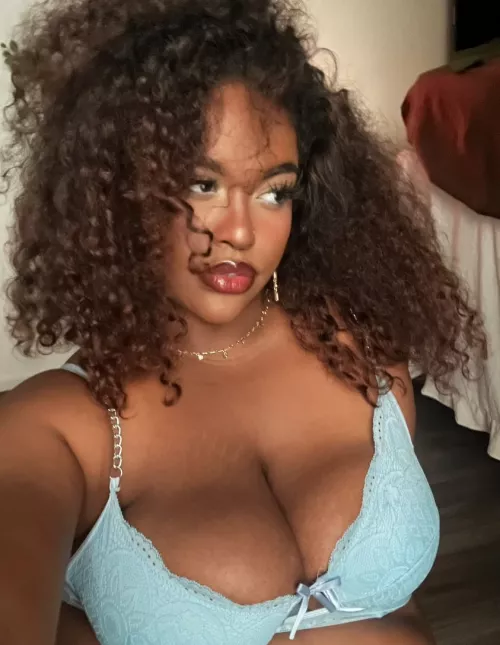 I love showing off my big titties ;) f20