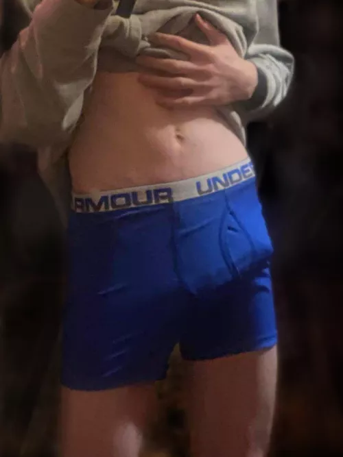 I want you to slide your hands under my wasteband (;