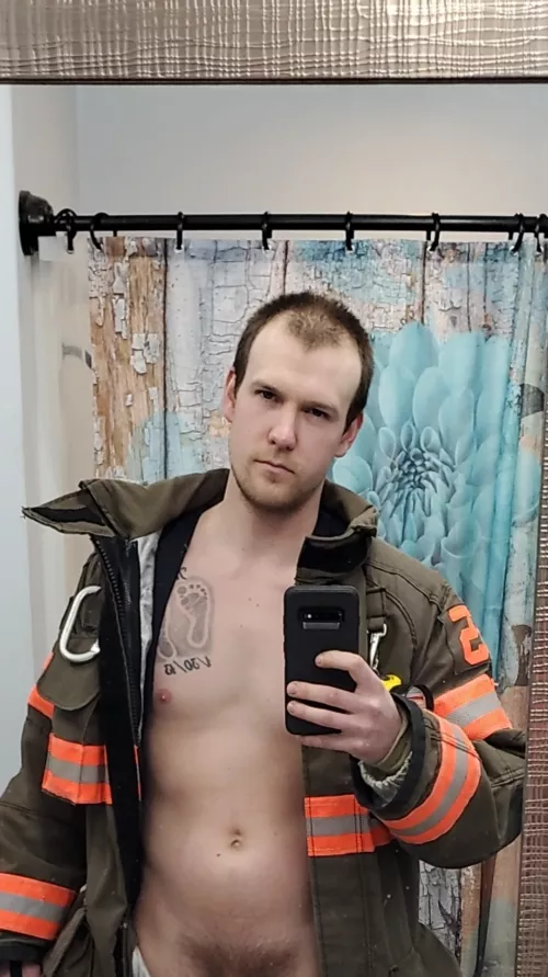 I'm no model but there it is 🤣🤣