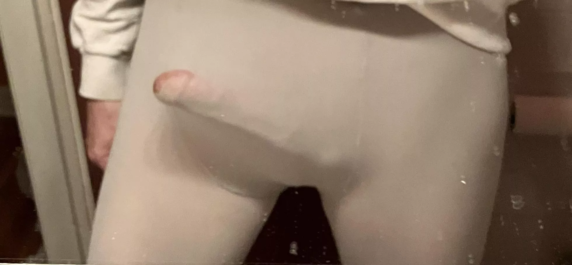 Love wearing tights! DMs open for chat friends