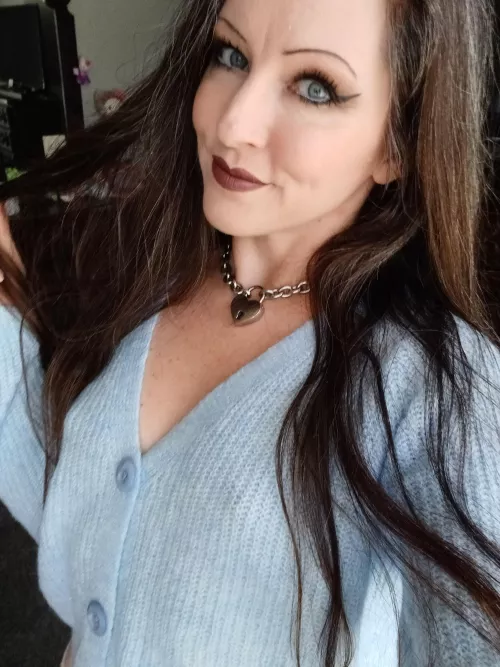 no bra under my sweaters