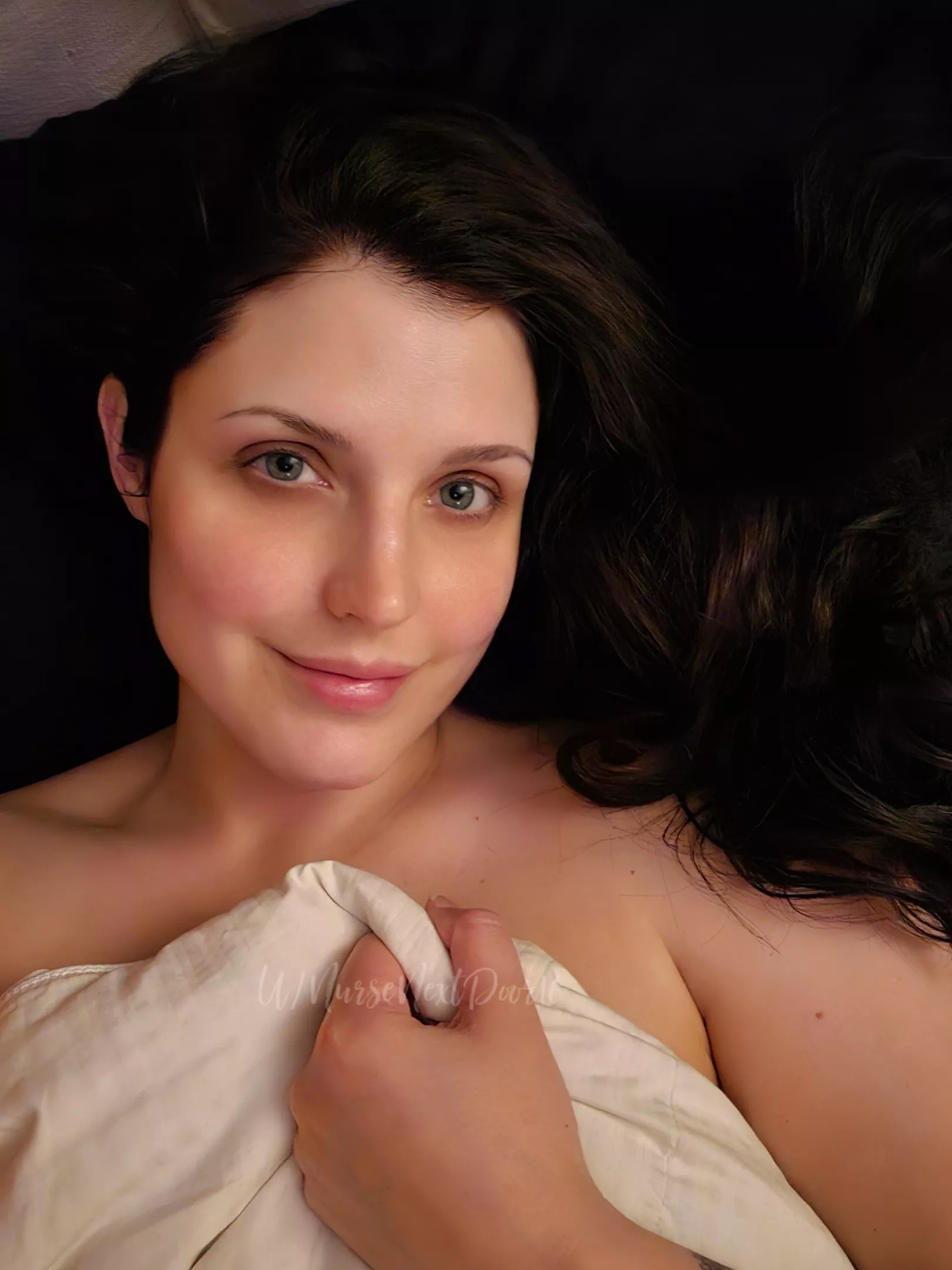 Sleeping naked is the best. Sweet dreams, Redditors!