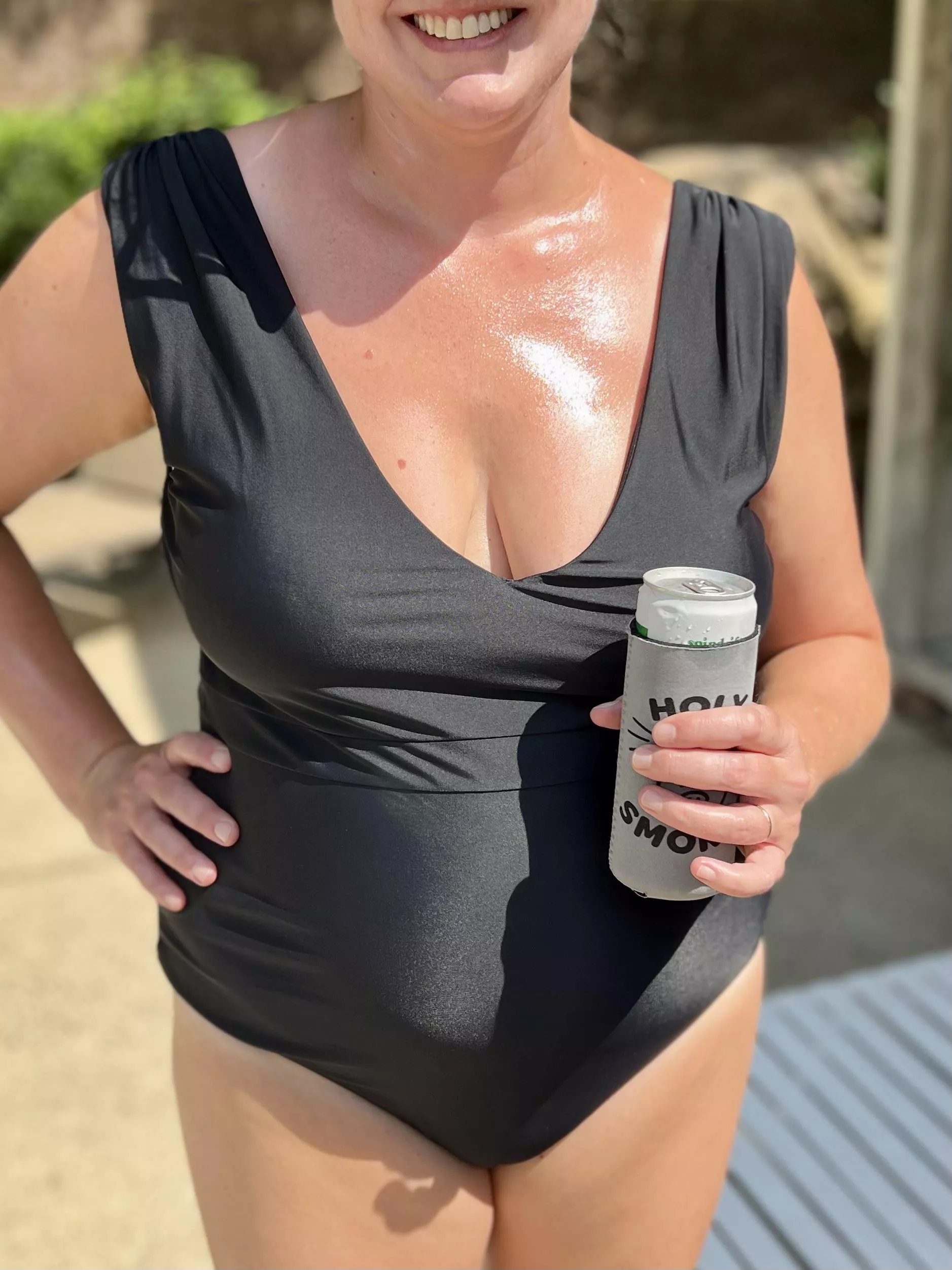 Wife’s black one piece 🖤