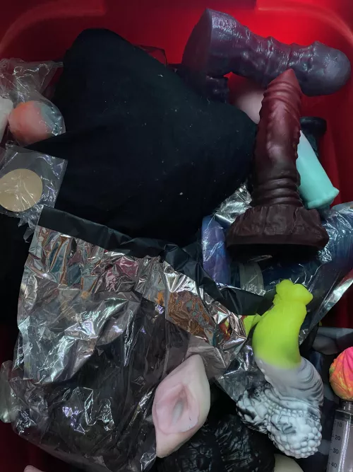 Wonder if anyone can guess how many toys I’ve got in here