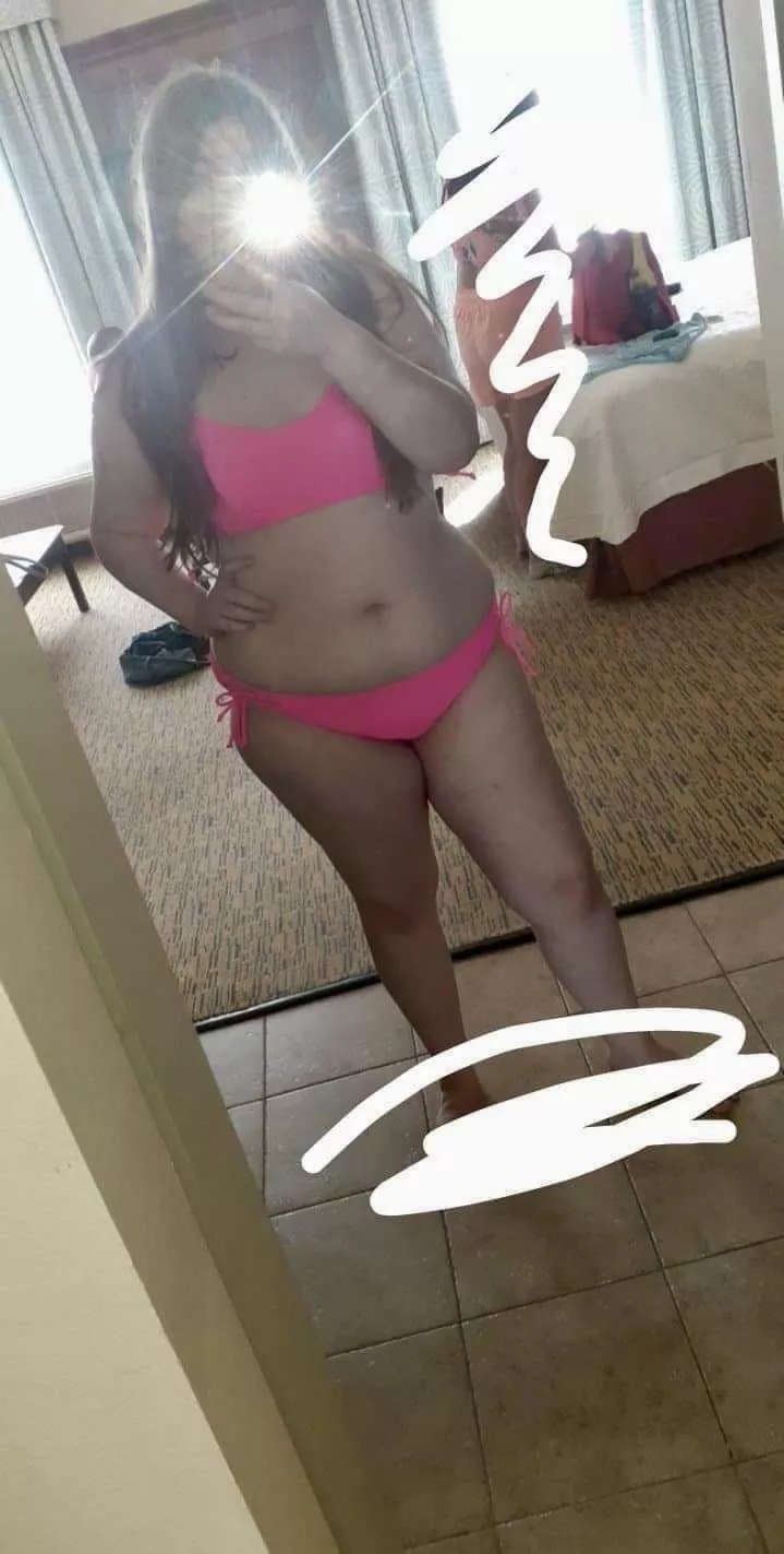 19 year old Natalie needs a bbc to breed her