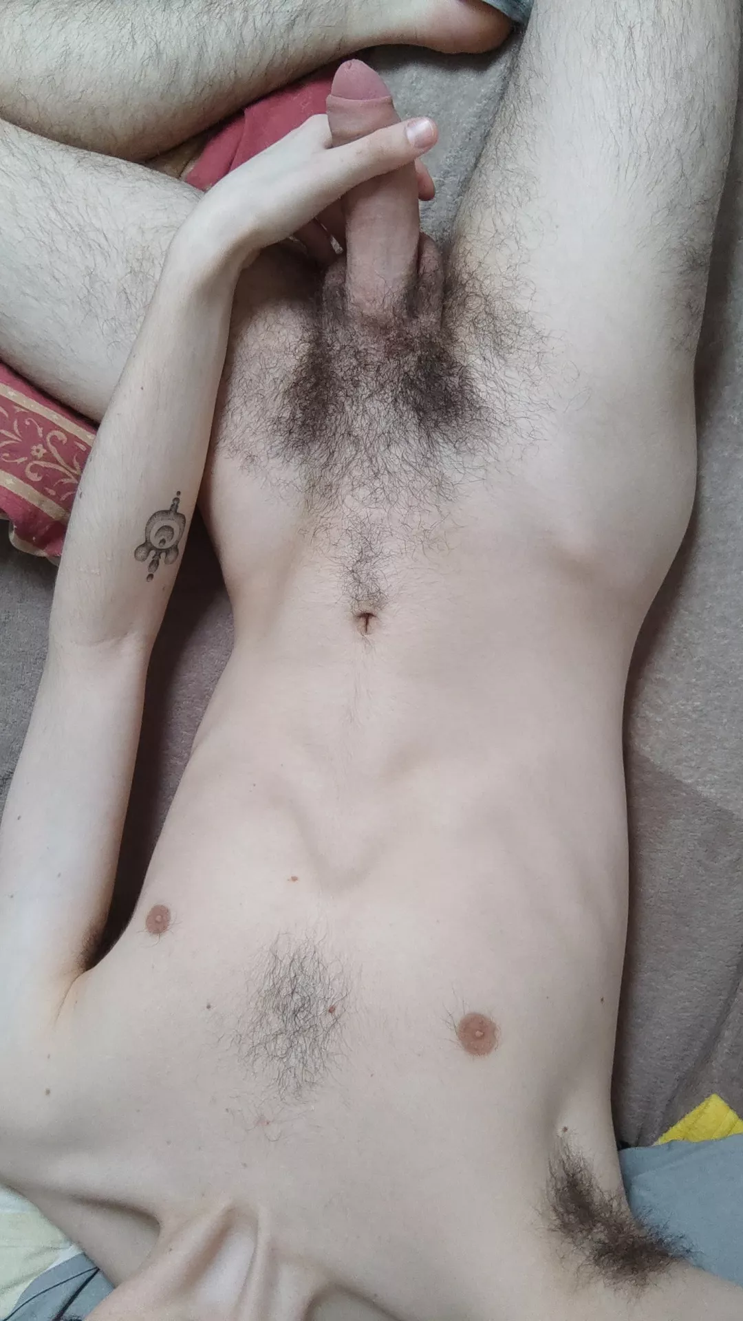 19 @zaro_raro help me out