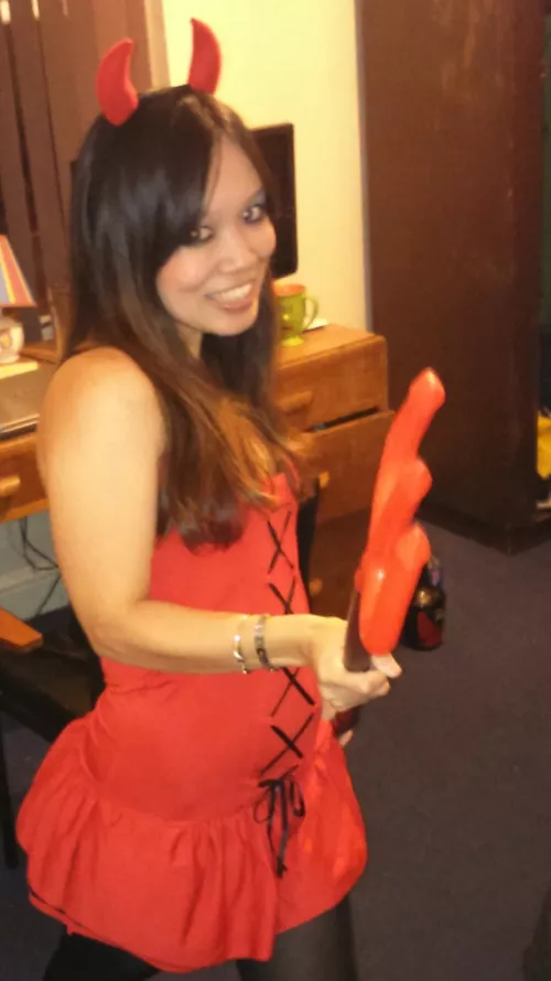 A sweet Osaka devil lady (^-^)