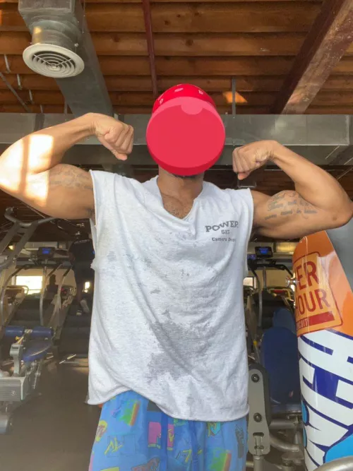 👃🏾👃🏾👃🏾Arms Up