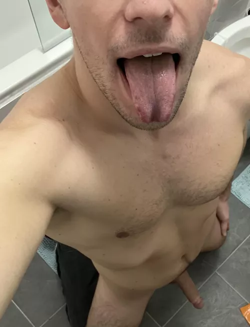 At your service, miss.