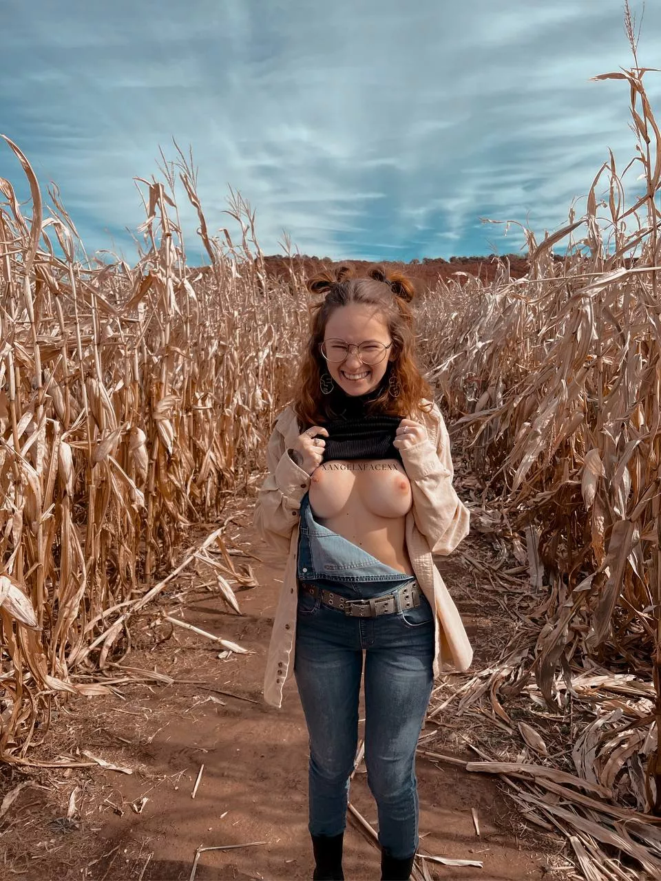 can my 4'11 body be your fuckdoll