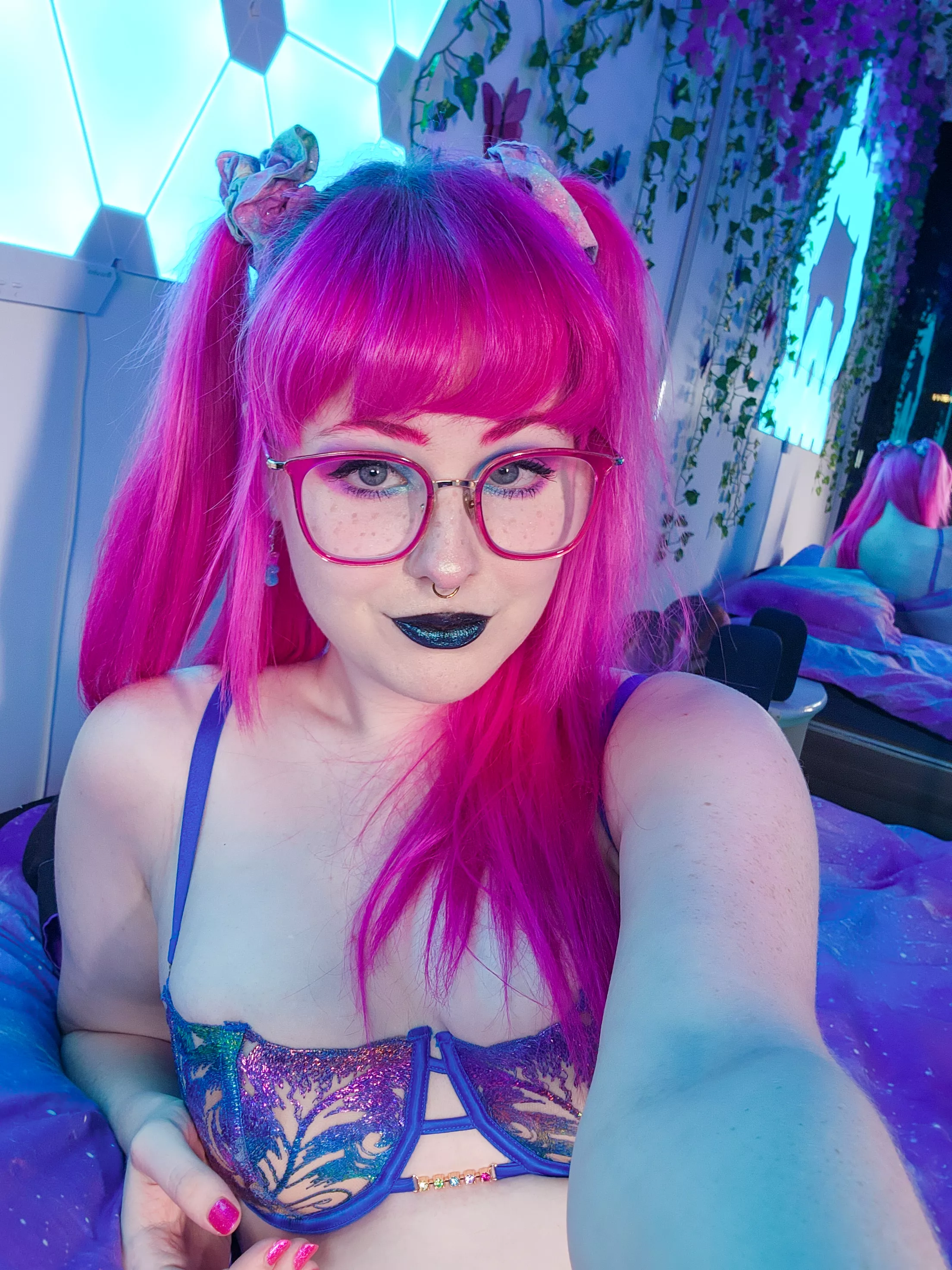 Come join me on the bed for some fun