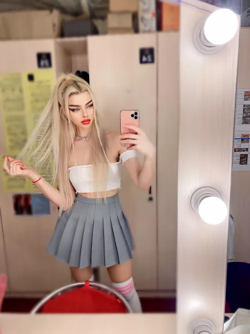 Do you like school skirts?😜