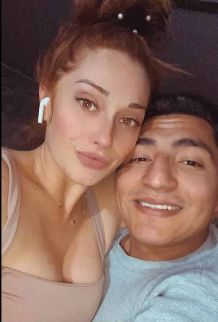 F33, looking for a young BBC to help me cuck my tiny dick hubby 😉