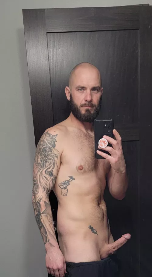 feeling horny, wanna play?