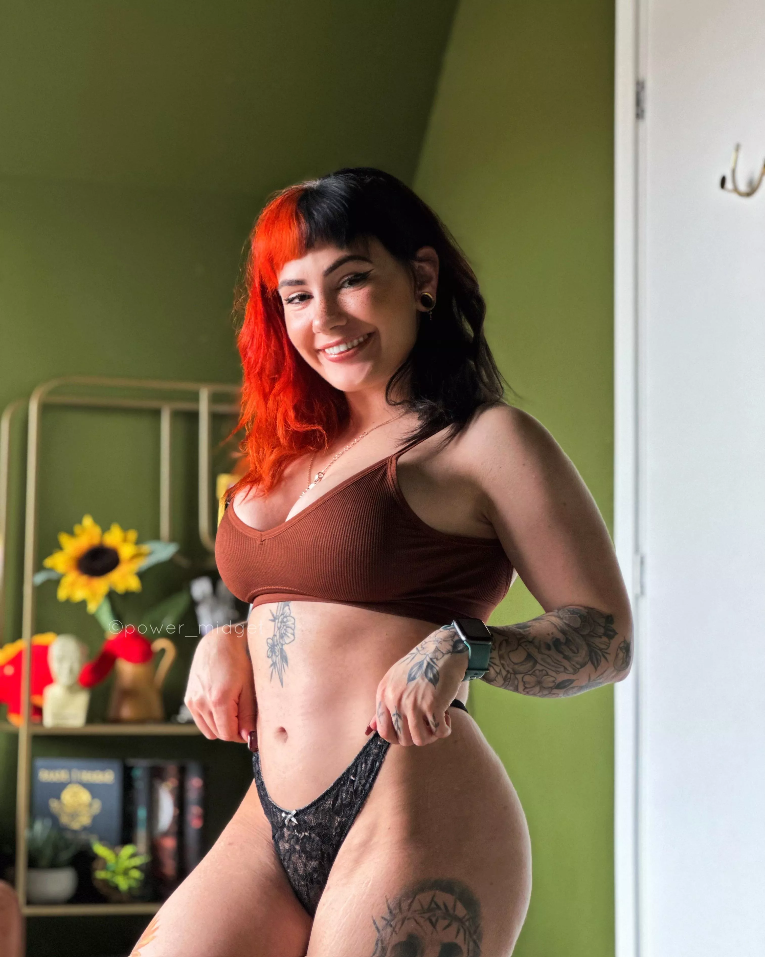 Good morning! It’s snowing in the UK today 😅