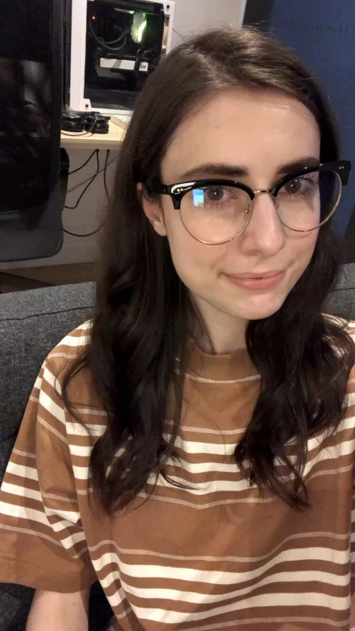 I look so young without my makeup & tattoos covered 😭