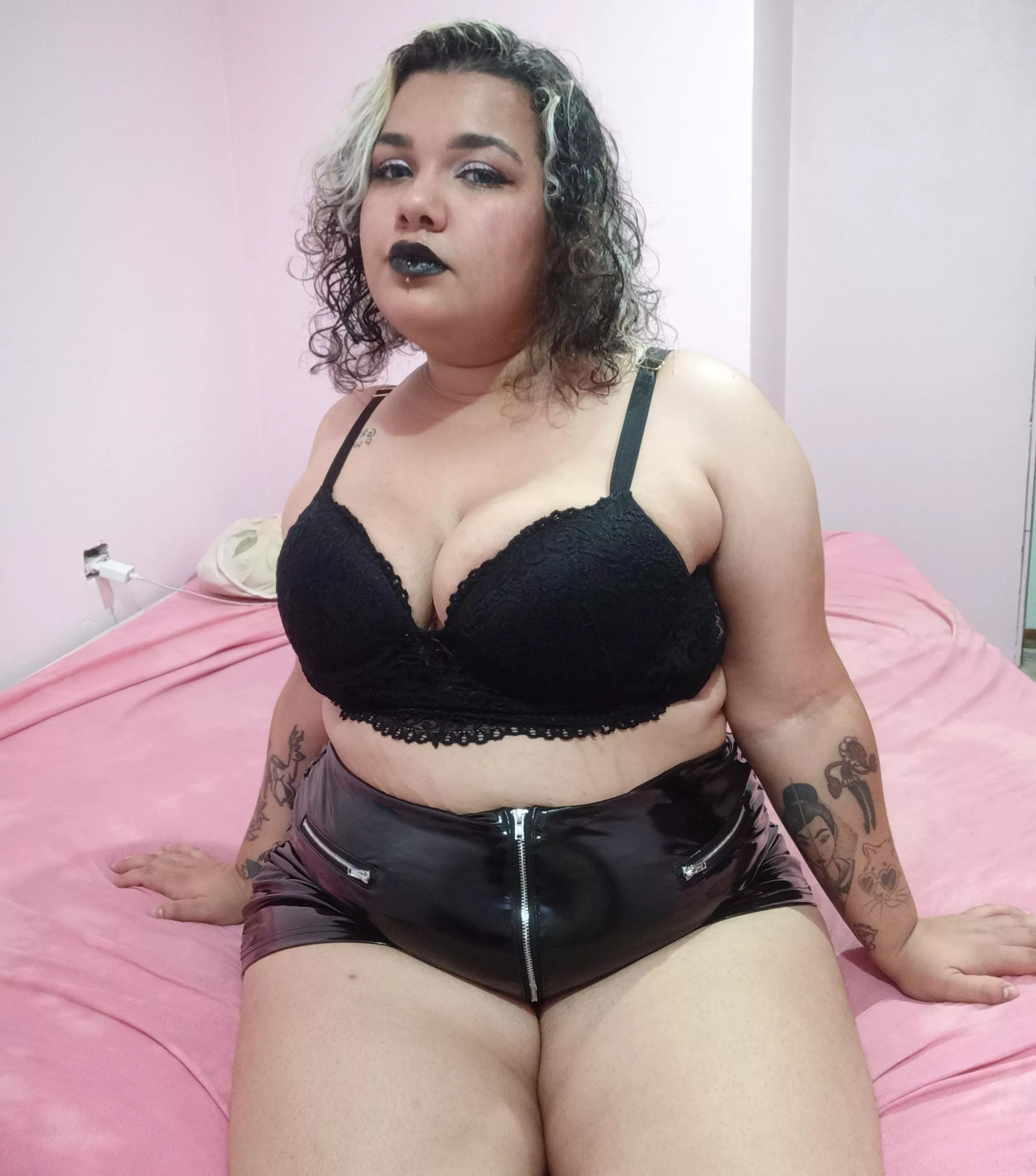 I love when u look at me